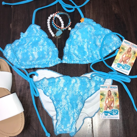 ✅NEW! Baby blue & white scrunch bikini - Picture 3 of 6
